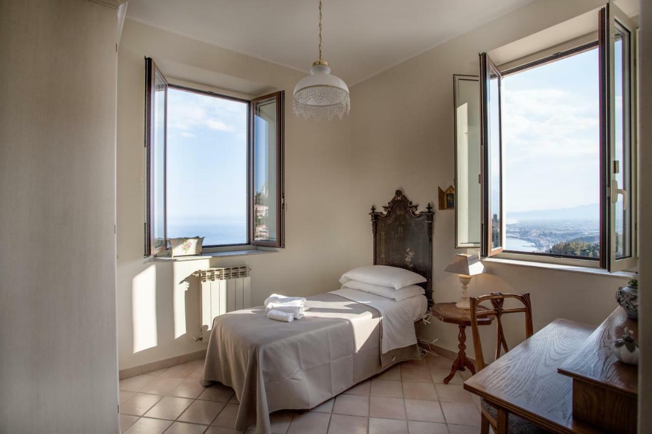 Skyline Appartament Taormina Bagian luar foto