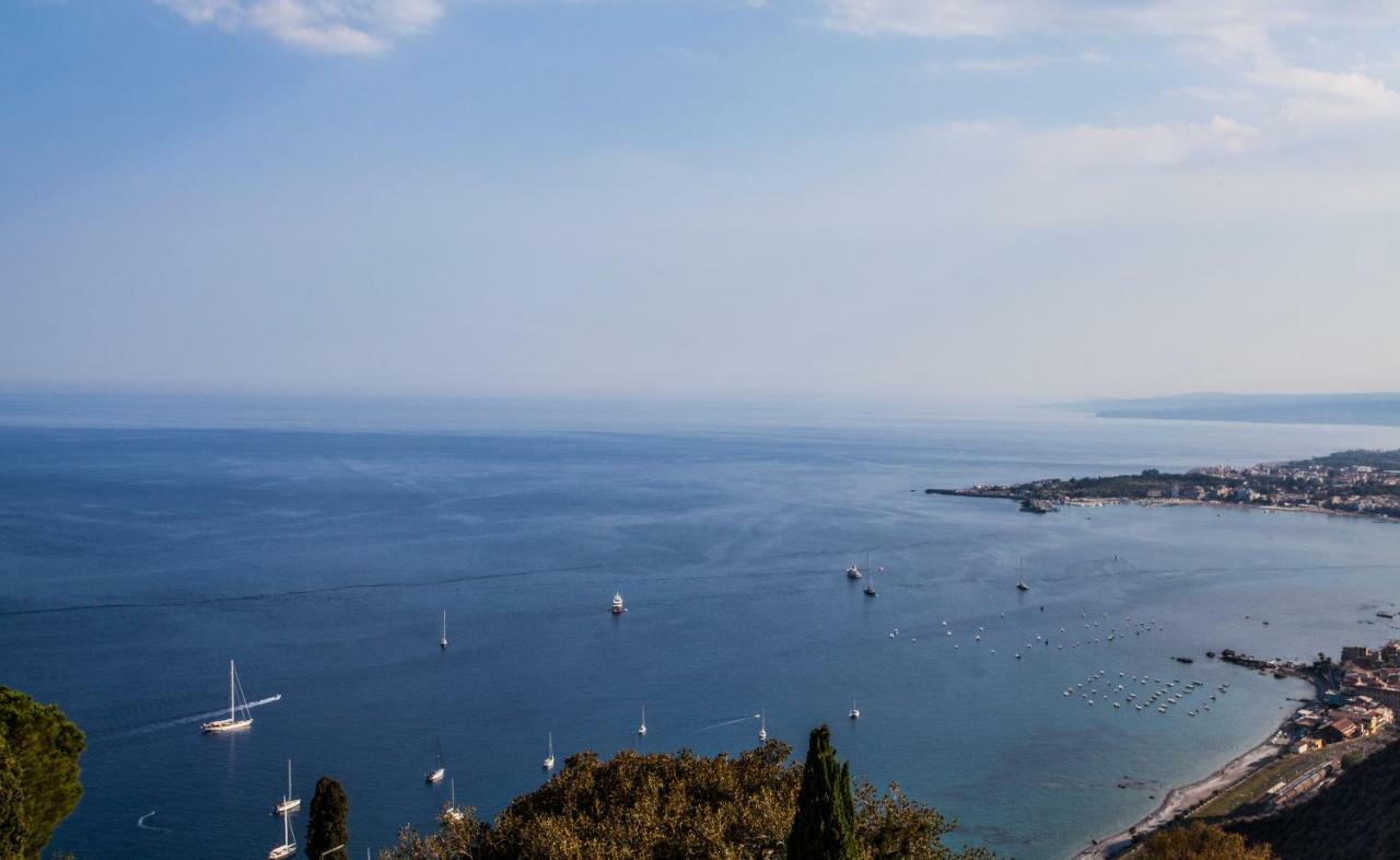 Skyline Appartament Taormina Bagian luar foto