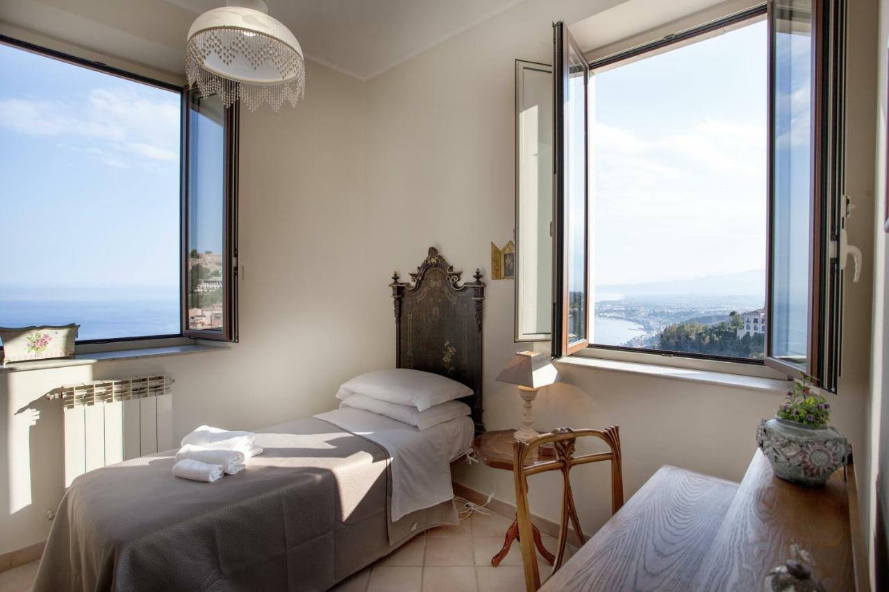 Skyline Appartament Taormina Bagian luar foto